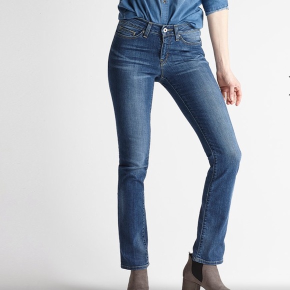 yummie straight jean